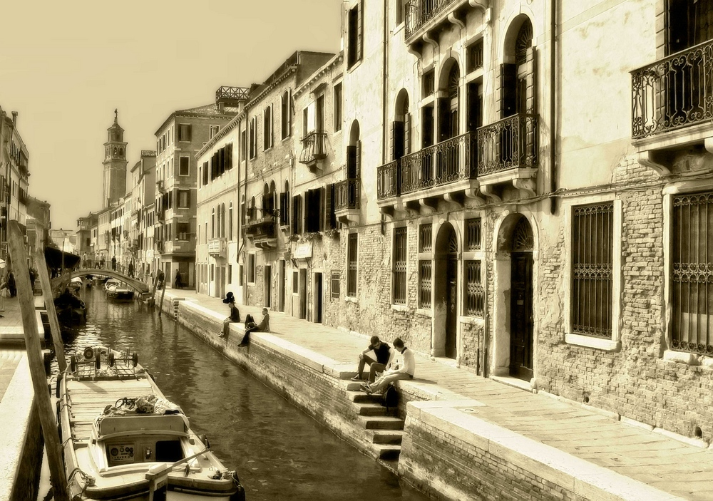 Straßenszene in Venedig