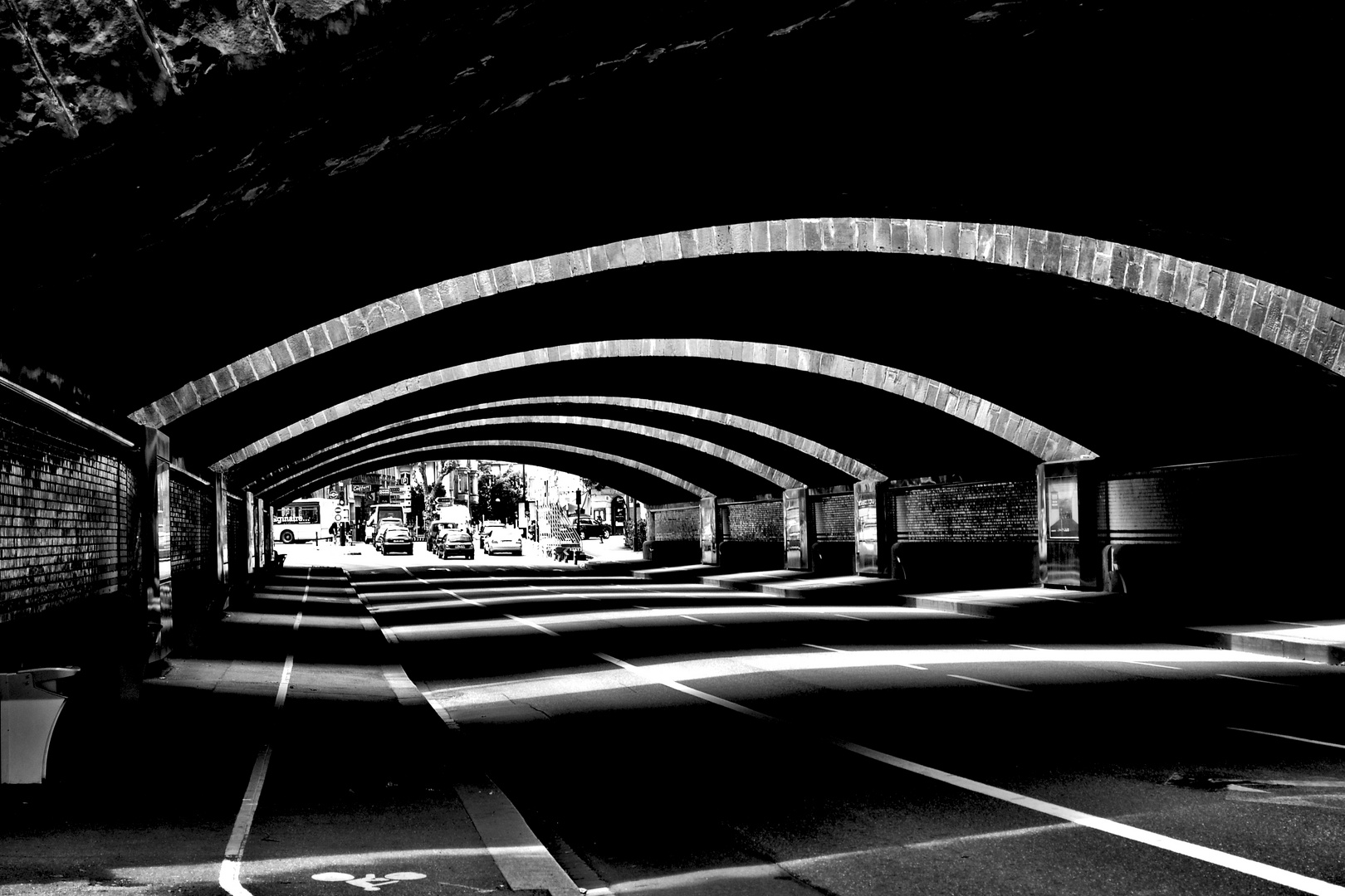 Straßentunnel in Metz, Frankreich