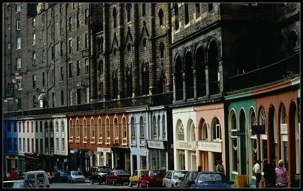 Straßenzug in Edinburgh