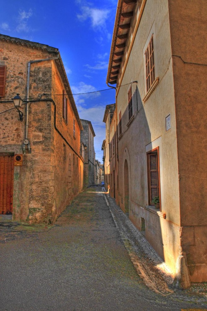 Strassenzug in Porreres - HDR