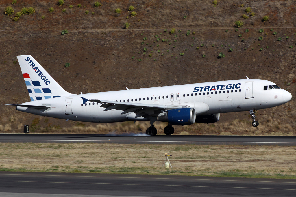 Strategic Airlines Airbus A320-212