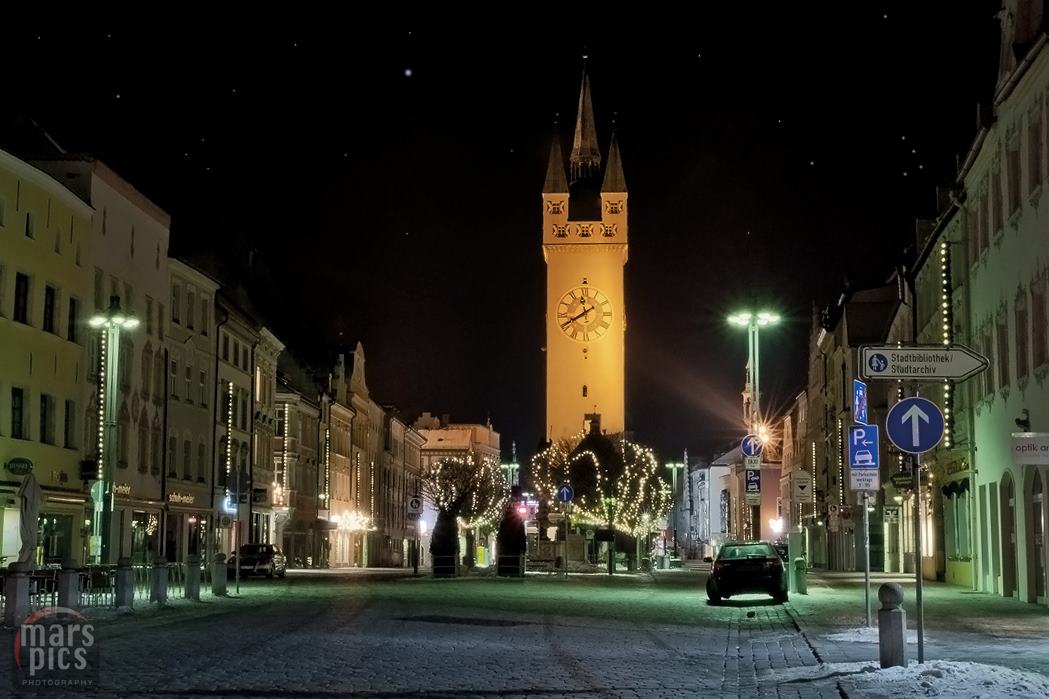 Straubing bei Nacht