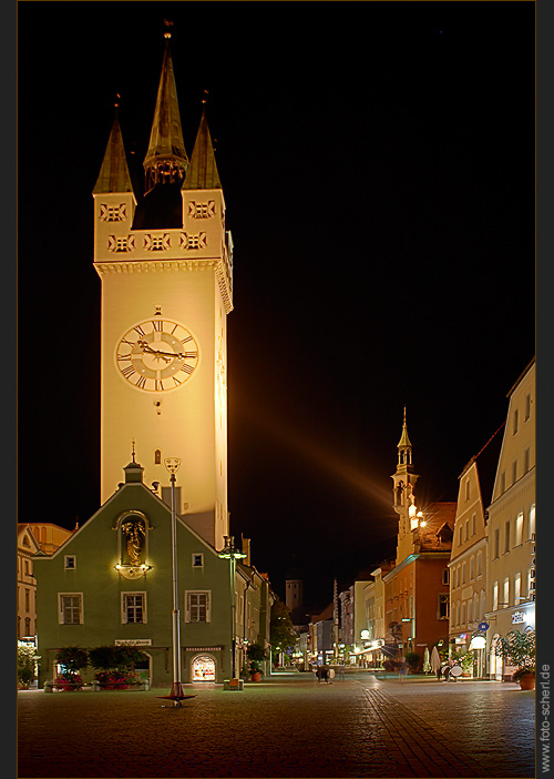 Straubing bei Nacht... II