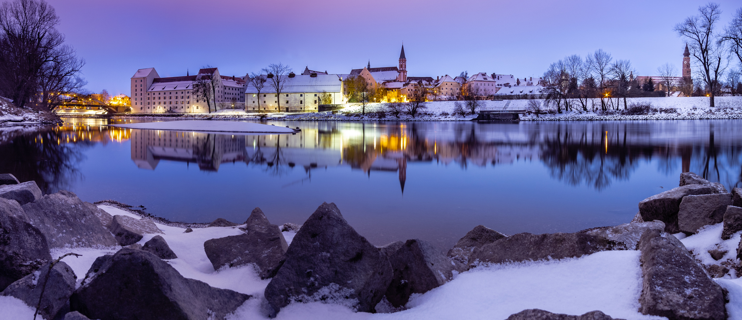 Straubinger Panorama an einem Wintermorgen