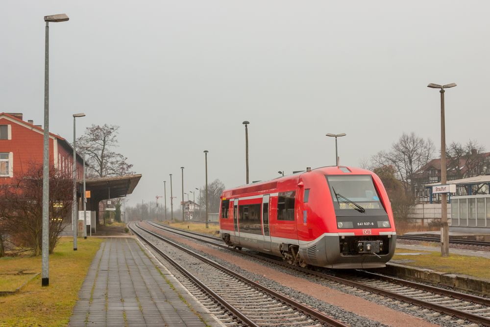 Straußfurt, 641 027-8