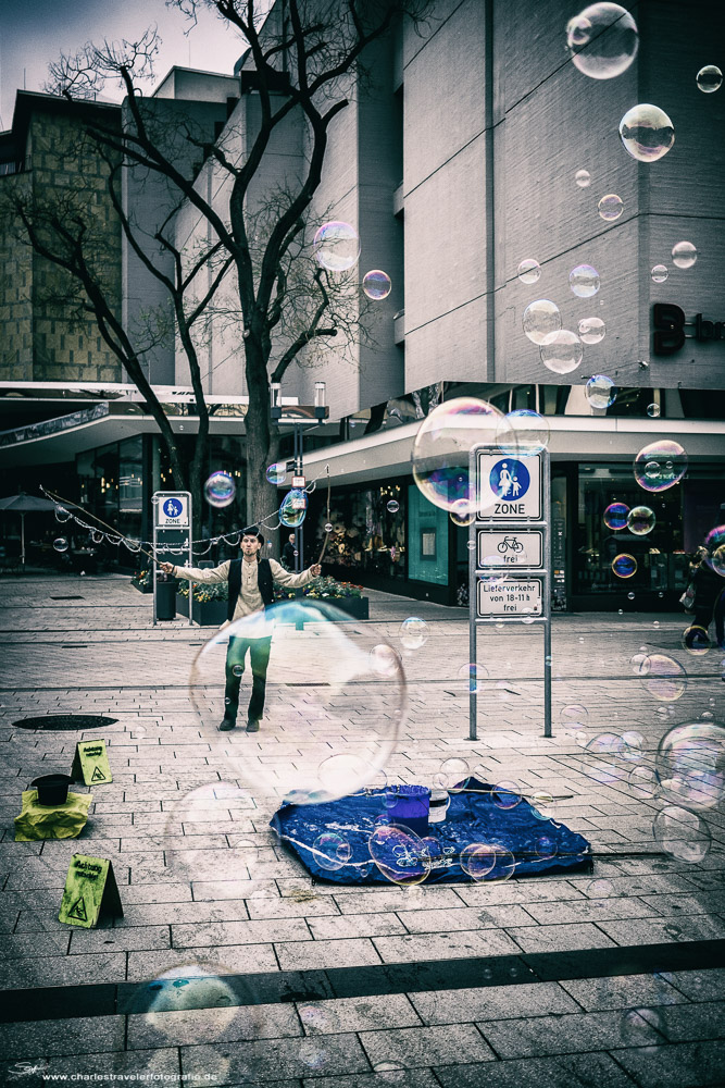 Street [1] – Bubbles in the air