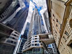street 4Towers Spiegelung Hochhaus p30-25-840-col +Fotos