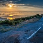 Street above clouds (Straße über den Wolken)