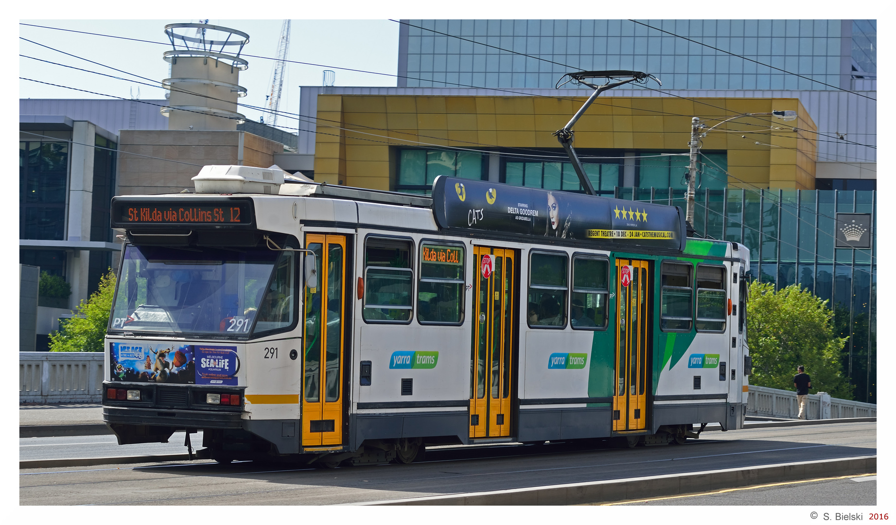 Street car in Melbourne