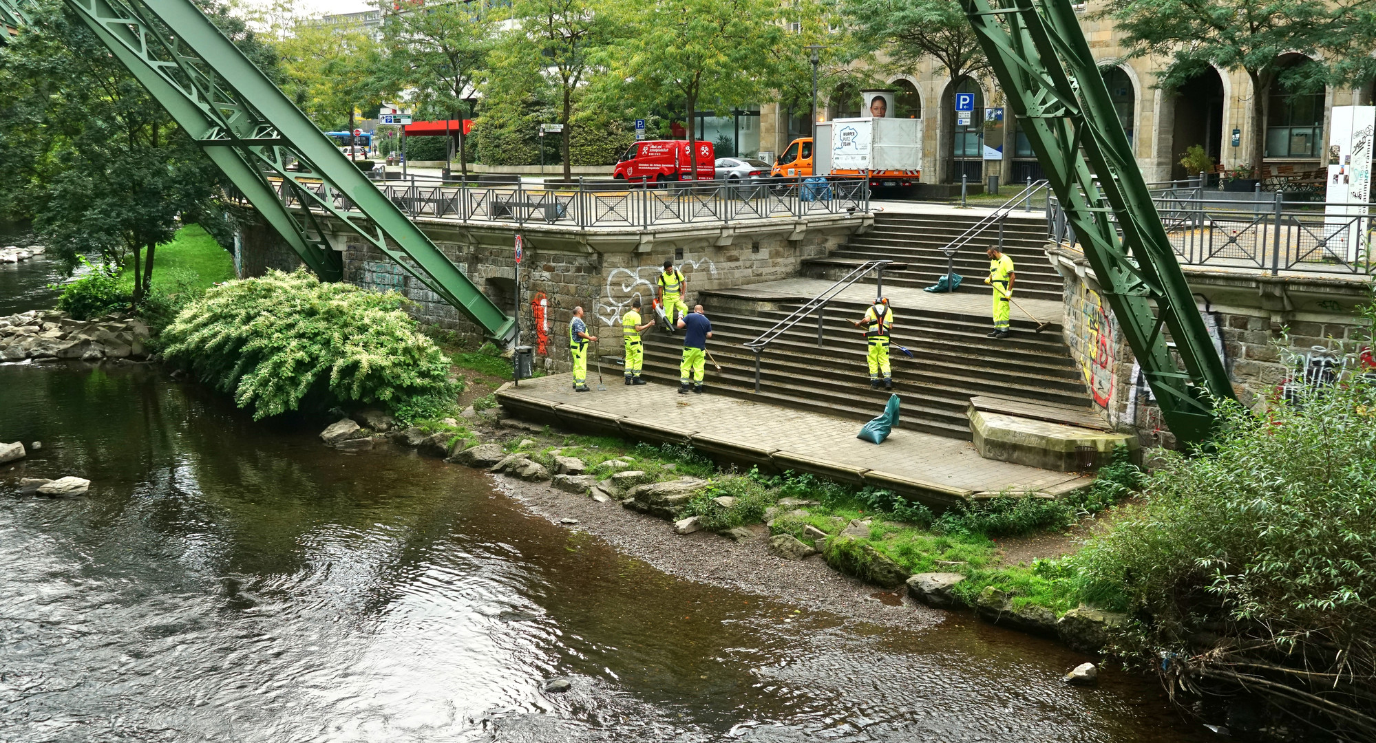 Street - Die Wupper-Reiniger