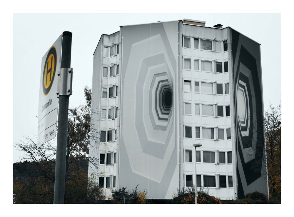 street Fassade Durchblick p30-23/4--617-swky +DURCHblicke