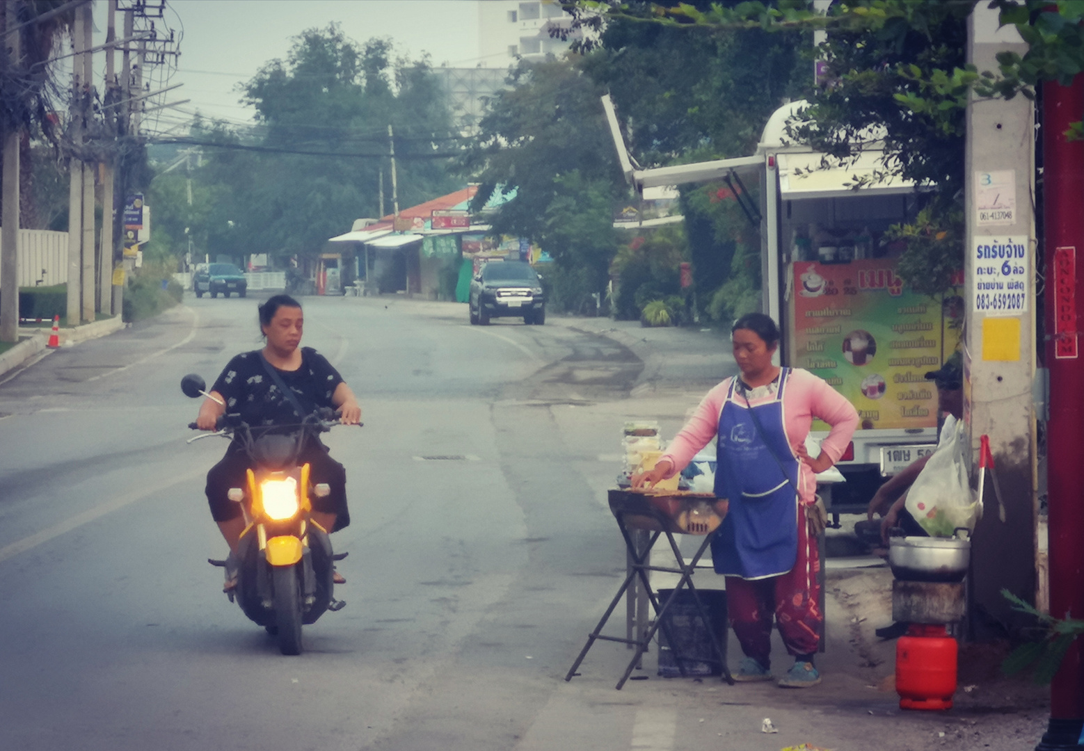 street Frau Motorrad Thai P20-20-col 