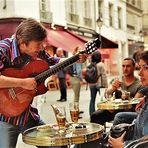 street Gitarre Frau PARIS Ca-col +9+50photosdeParis