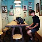 street Kameramann Cafe Thai P20-20-col +6Fotos