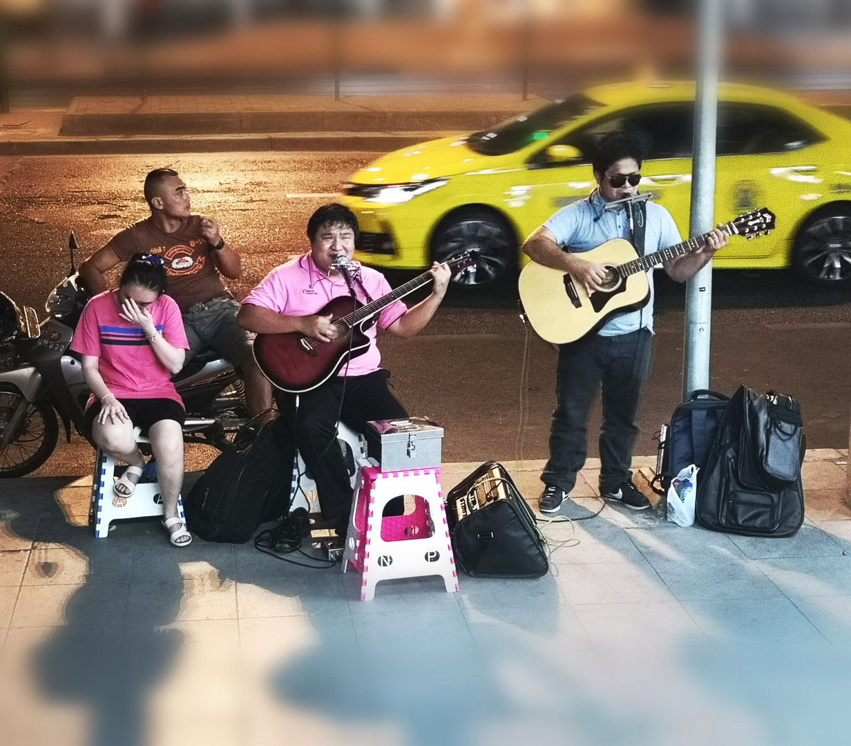 street Music Bangkok P20-20-colfi +1Foto