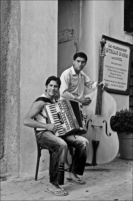 [...Street Musicians]