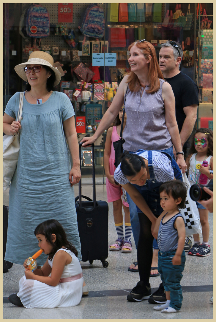 street orchestra audience