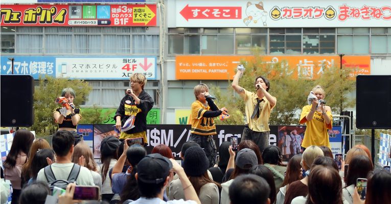 Street performance in Osaka