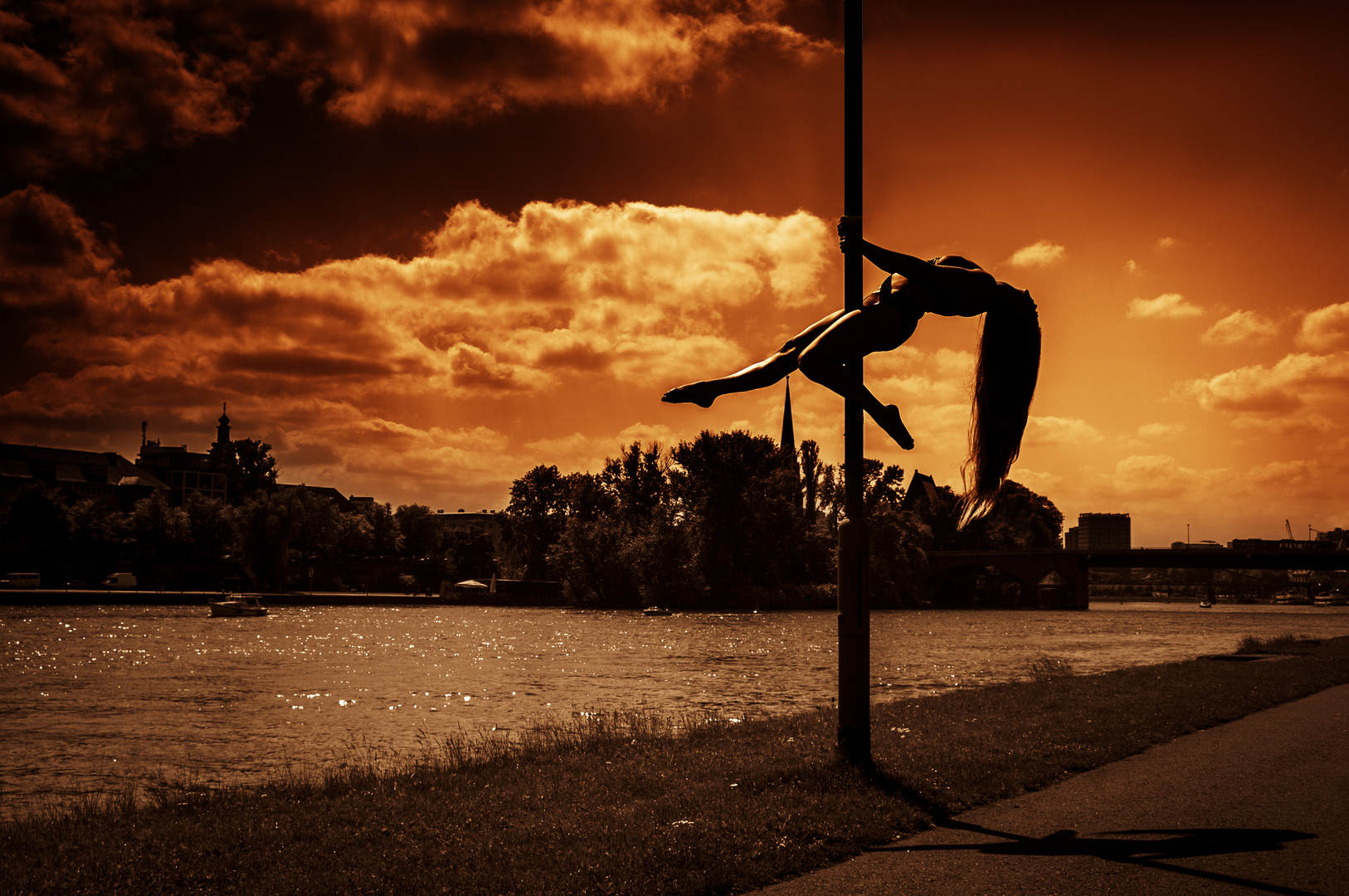 Street Poling II