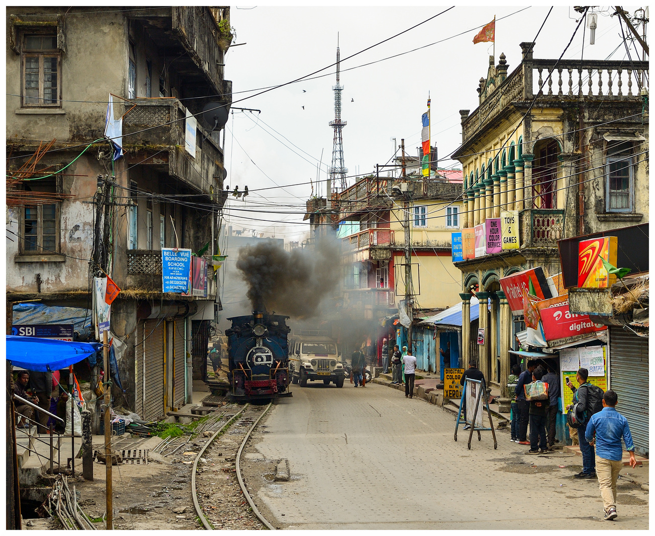 Street Running in Kurseong