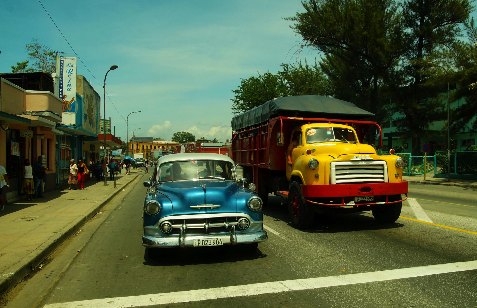 Street scene in Santiago de cuba 04