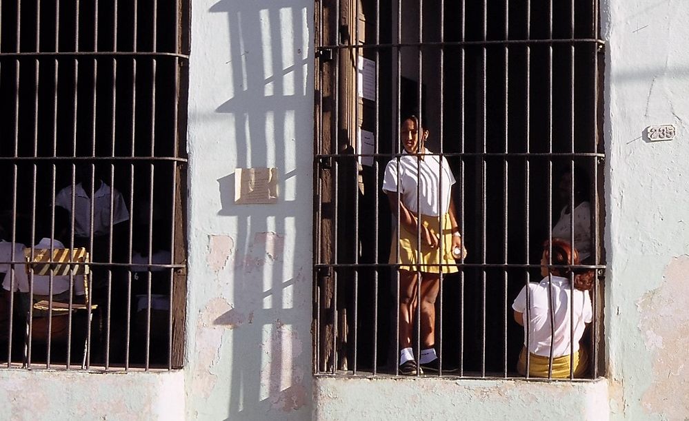 Street Schule Schülerinnen Cuba C-24