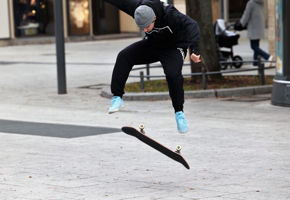 street skater-2- R6-21-948 +Fotos +text