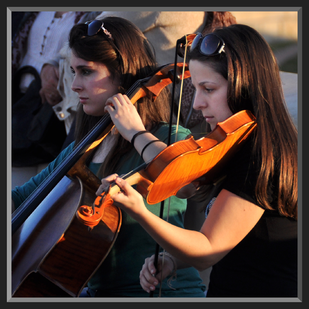 Street & Studio • 810