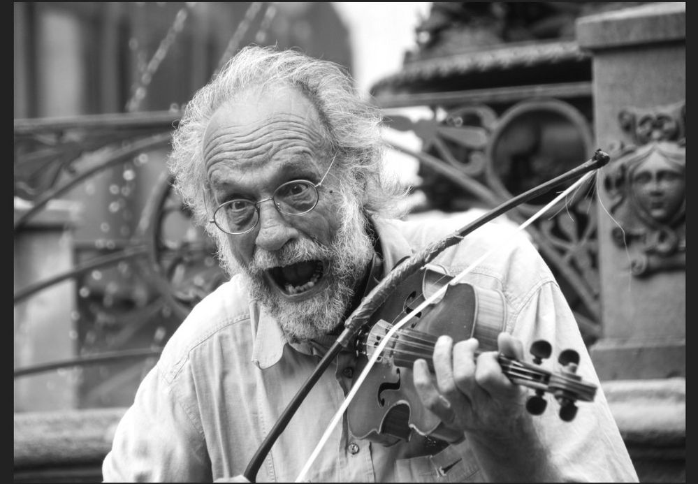 street sw Klaus der Geiger Strassenmusik sn-25-01-sw + Fotos