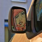 Streetart - Spiegel am Auto