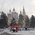 Streetlife at the orthodox cathedral