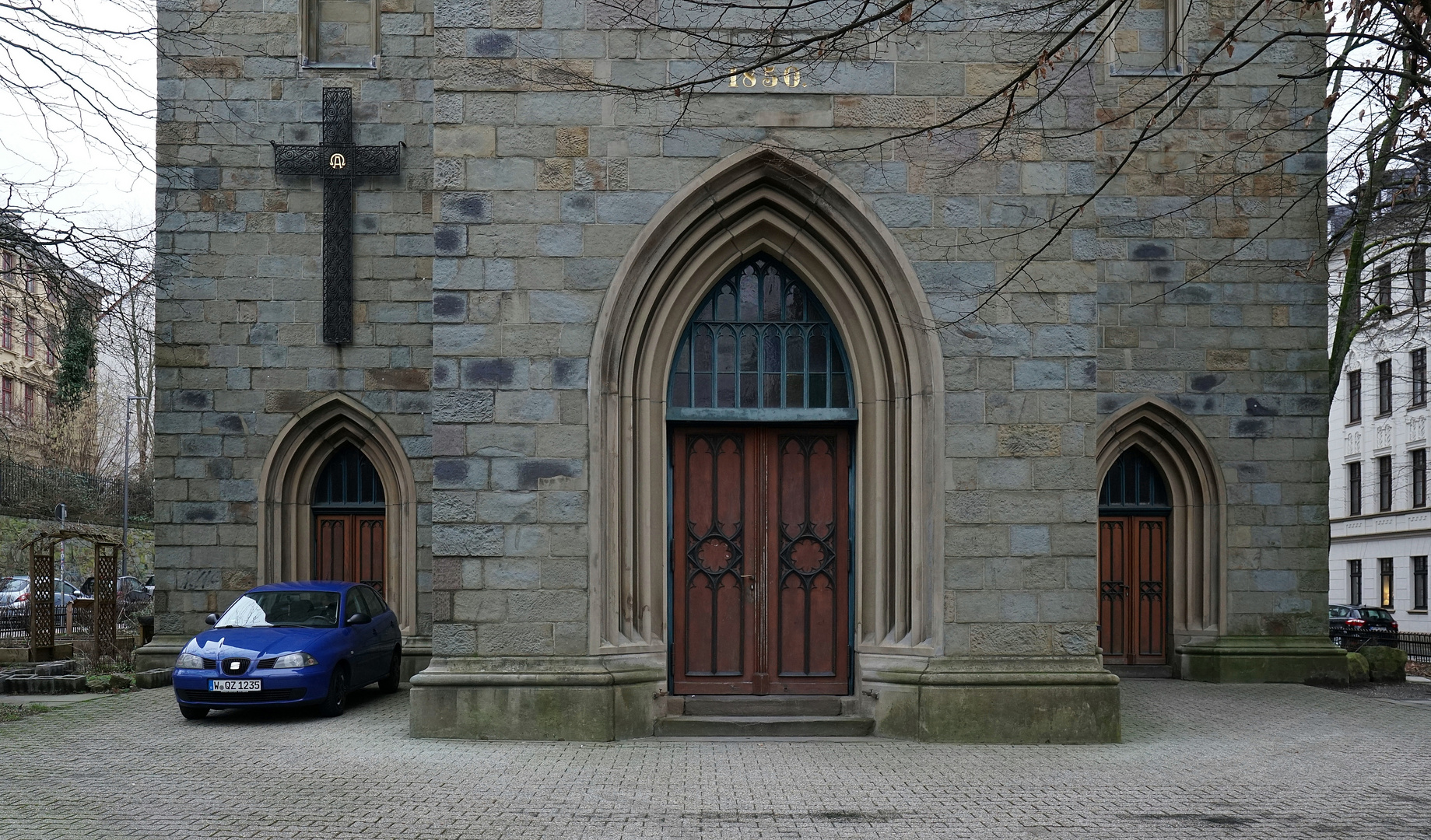 Streets - Drive Inn Kirche
