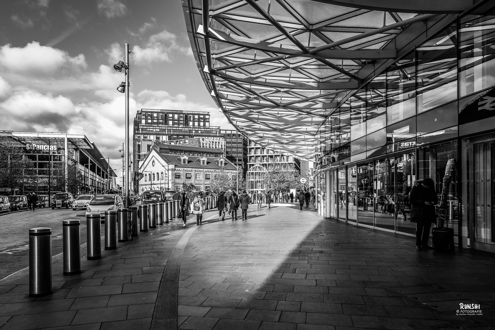 Streets of London - at Kings Cross