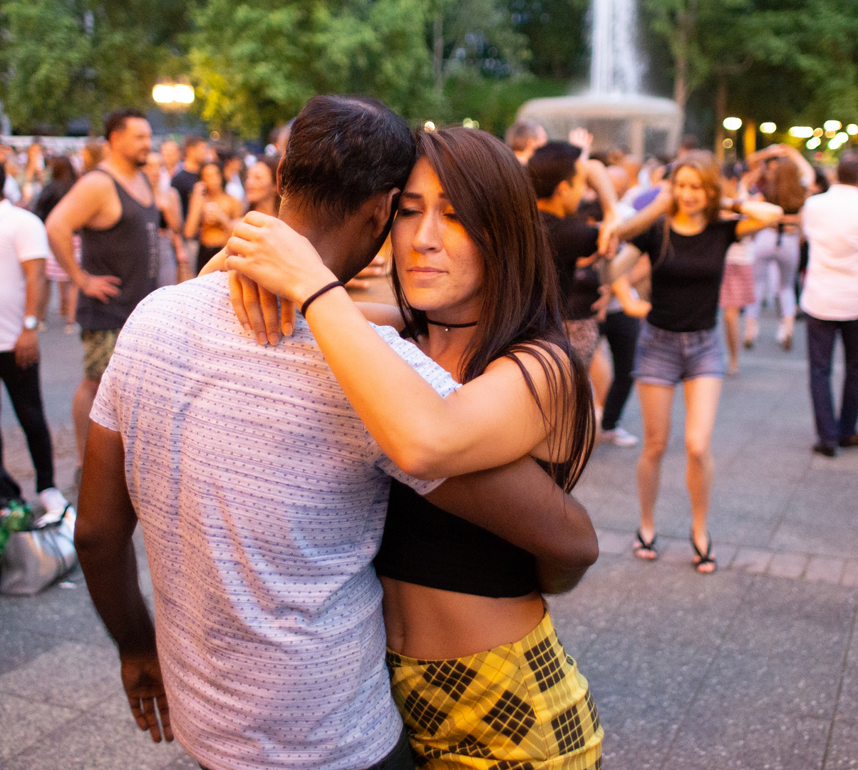 streetsalsa in frankfurt 'das leben nach draußen verlagern