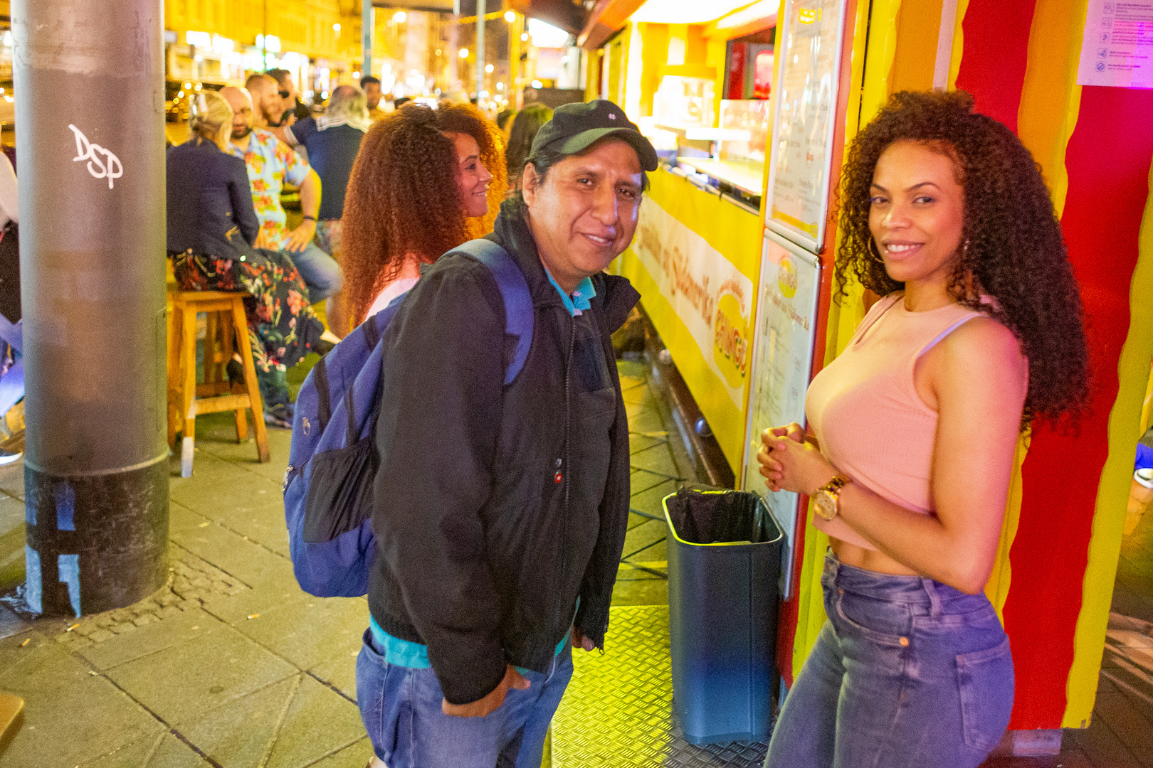 streetsalsa in frankfurt 'das leben nach draussen verlagern'