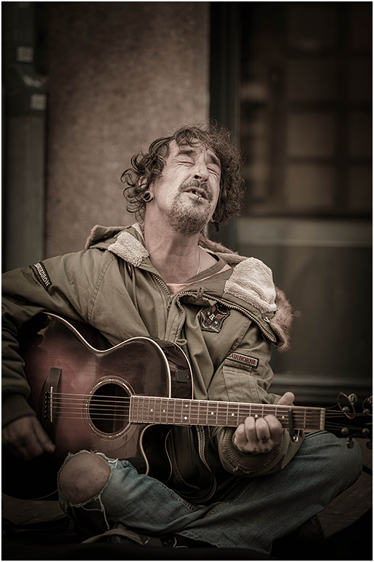 Streetsinger, Arnhem, The Netherlands