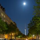 Strelitzer Straße (Berlin) bei Nacht