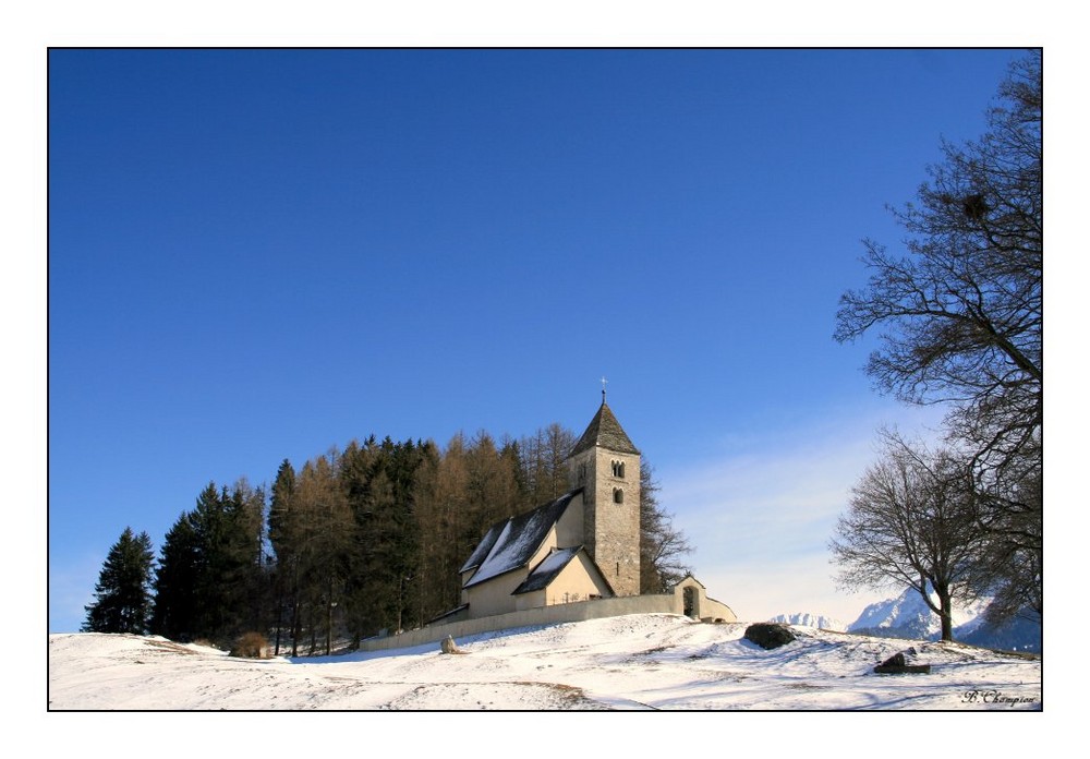 St.Remigius (Falera) von der anderen Seite