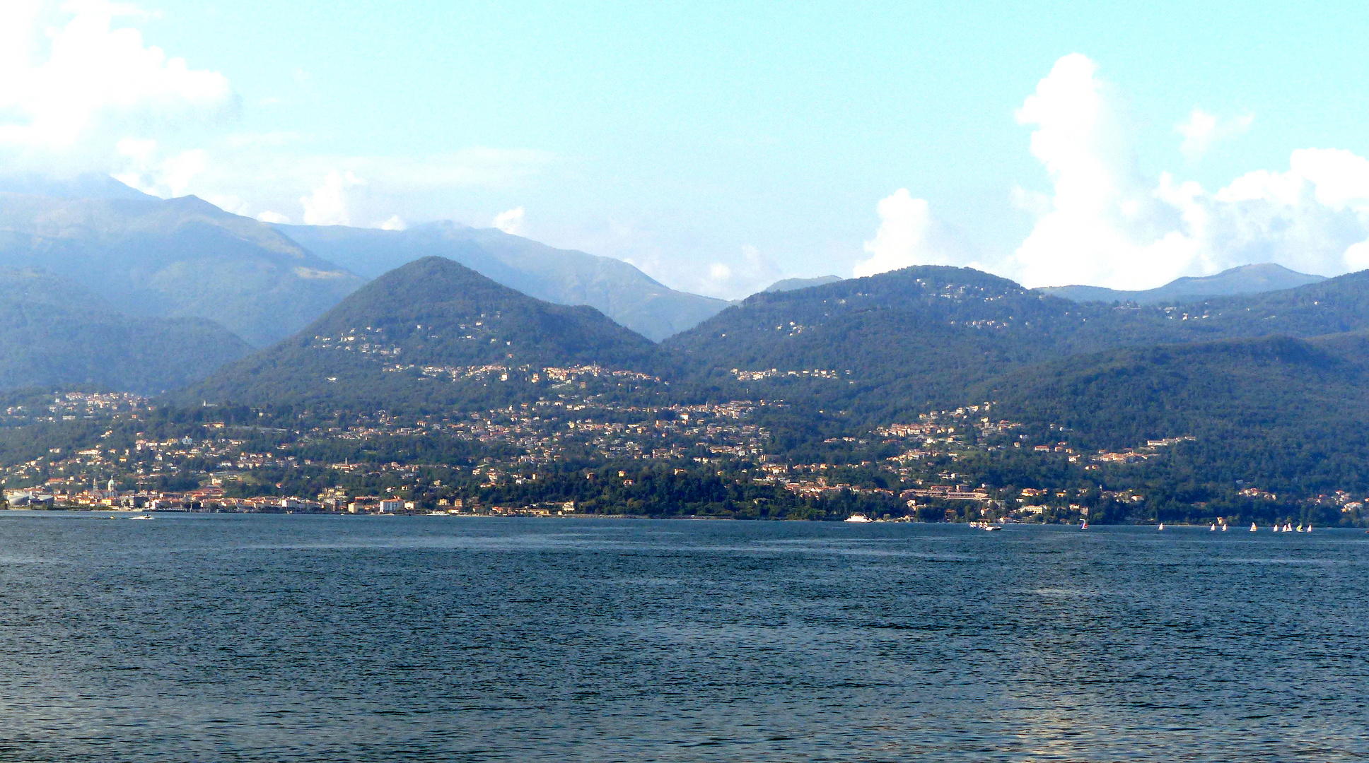  Stresa Blick auf den Ort