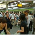 Streß am Bahnhof Shinjuku, Tokyo