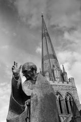 st.richard vor der kathedrale in chichester