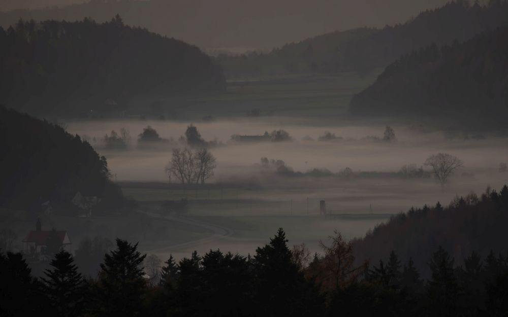 strichweise Nebel