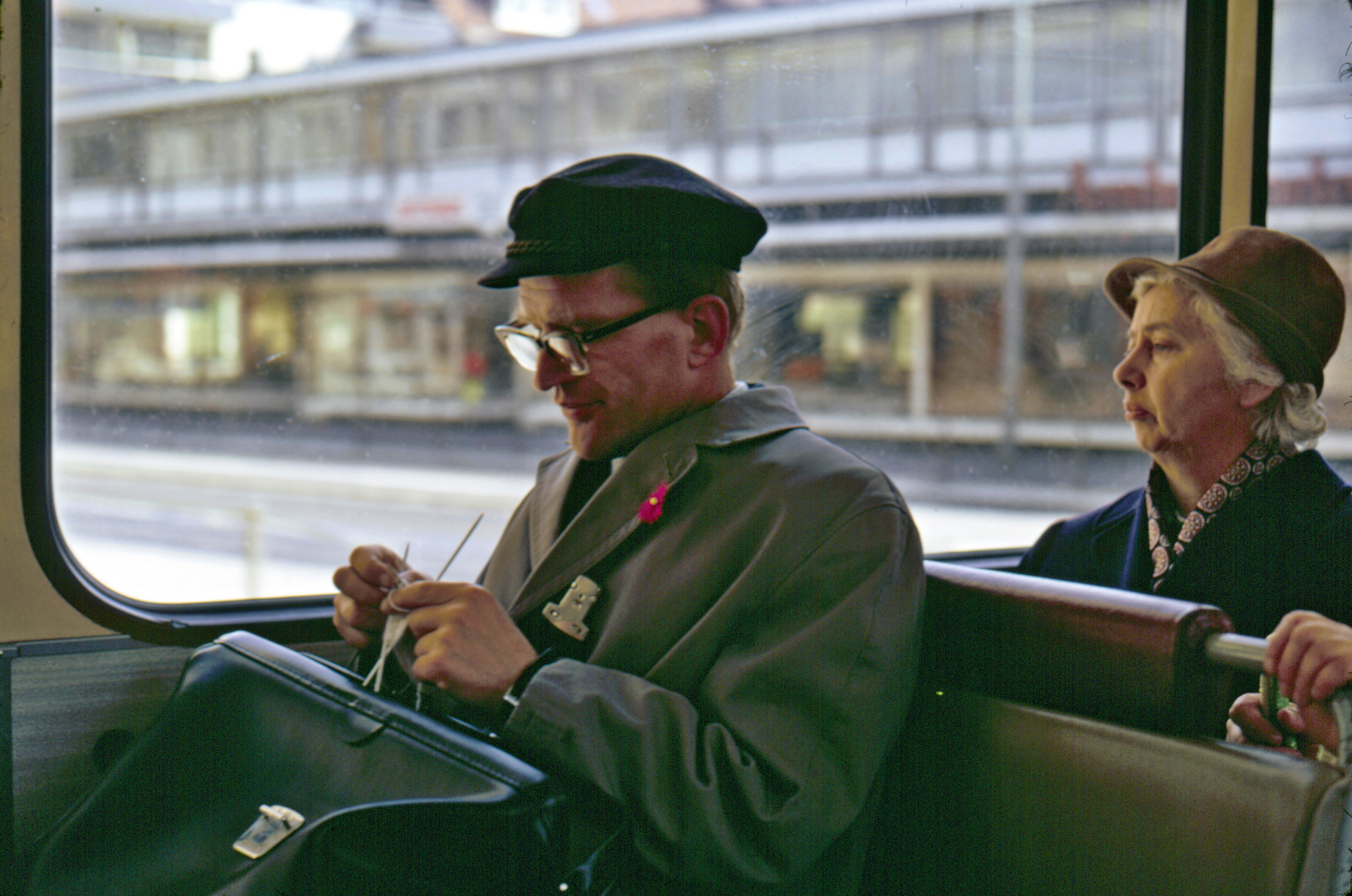 Stricker in der Straßenbahnlinie 2 - Hamburg 05.74