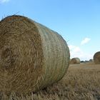 Strohballen sind ganz schön riesig