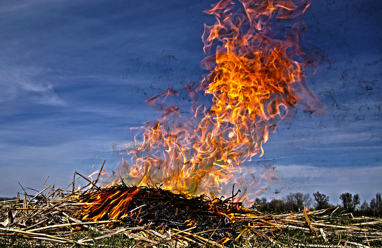 Strohfeuer