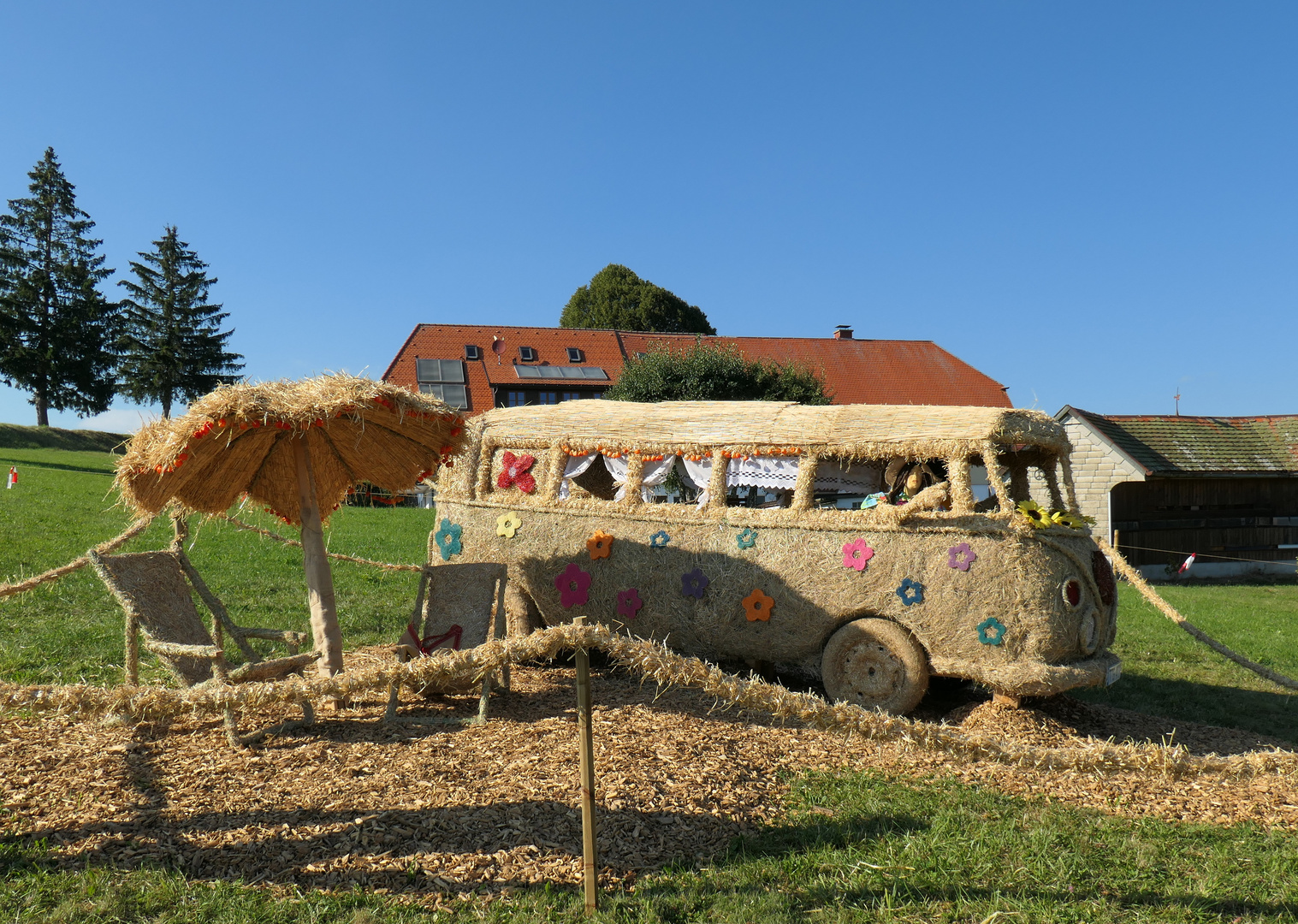 Strohskulpturen Höchenschwand