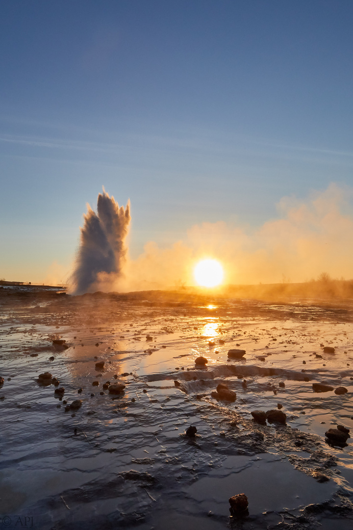 Strokkur 2