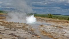 Strokkur (Beginn der Eruption)