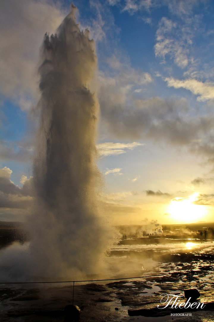 Strokkur - Geysir