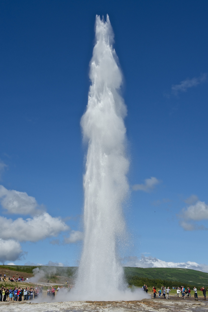 Strokkur - Island 25m Fontäne